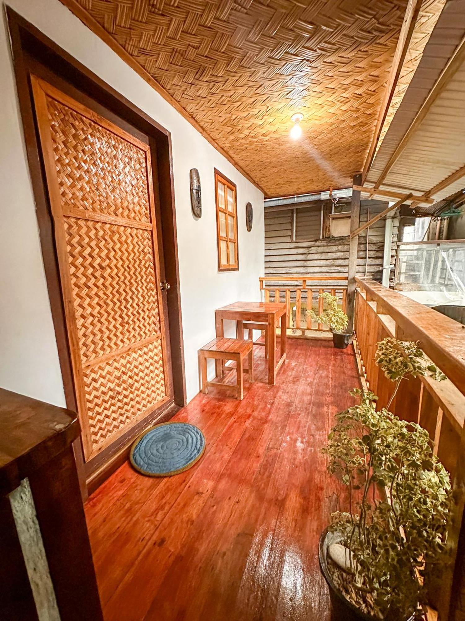 Hangout'S Hostel El Nido Exterior photo