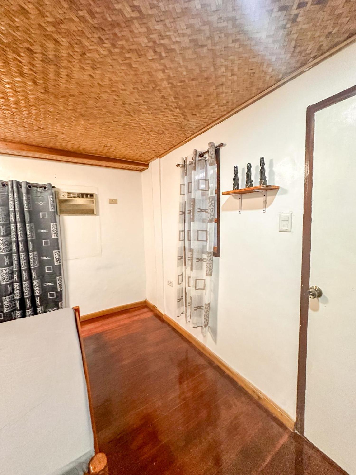 Hangout'S Hostel El Nido Exterior photo